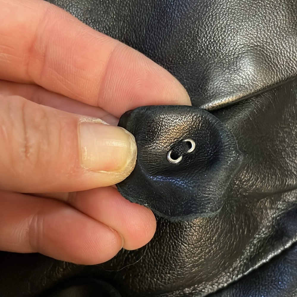 Danier leather jacket - Picture 8 of 11